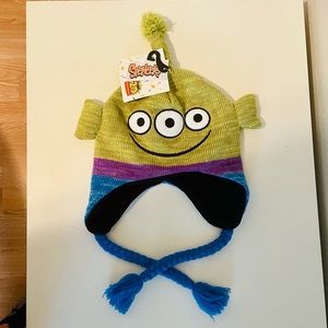 ❌SOLD❌ NWTs Disney Pixar Toy Story Alien Winter Beanie Hat One Size
